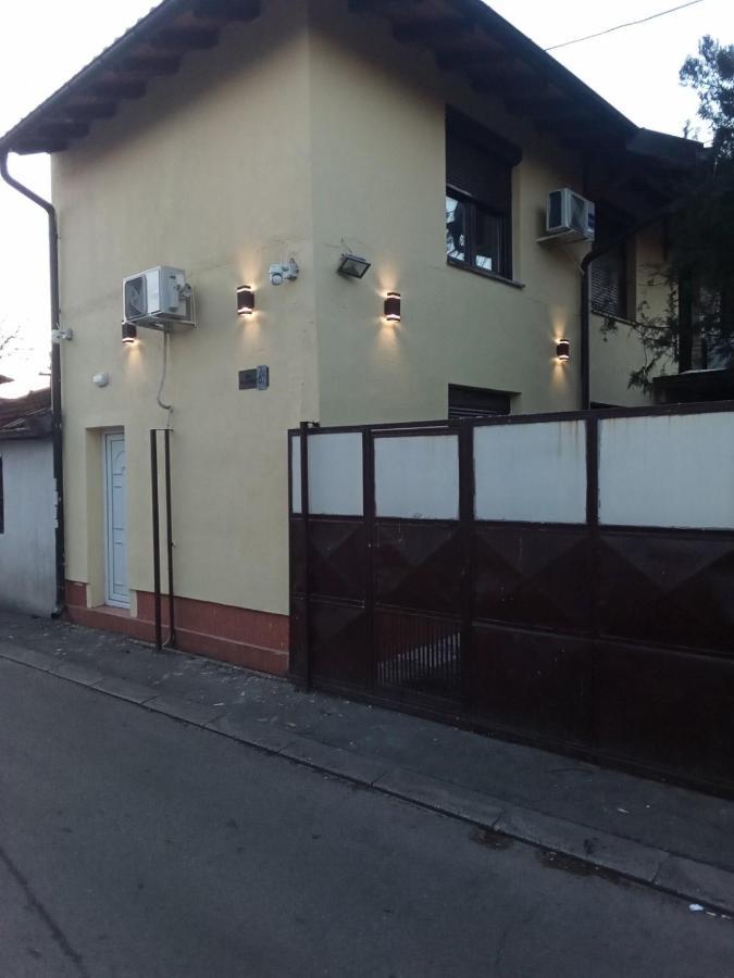 Apartman En Dusanovac Ngoại thất bức ảnh